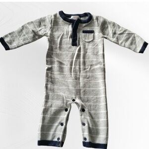 Bloomie's Baby Gray/Navy Striped Romper 6 months 12-16 lbs